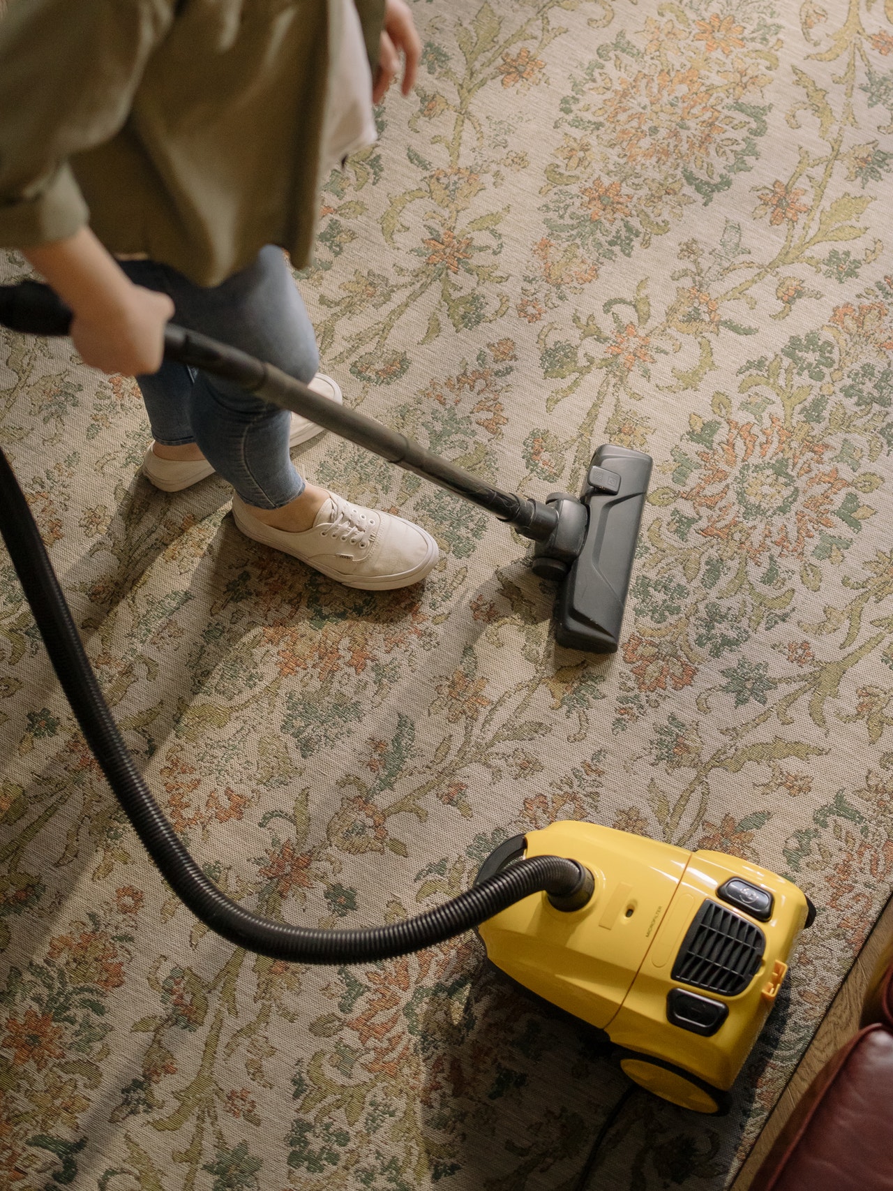 10 Spiritual Practices that Don’t Involve Meditation, Cleaning & Hoovering