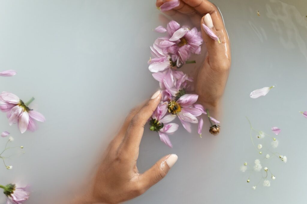 Full Moon Bath Ritual by The Butterfly Coach