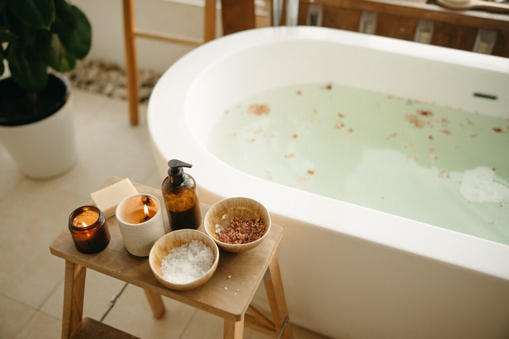 6 Spiritual Bath Tea's to Cleanse Your Energy