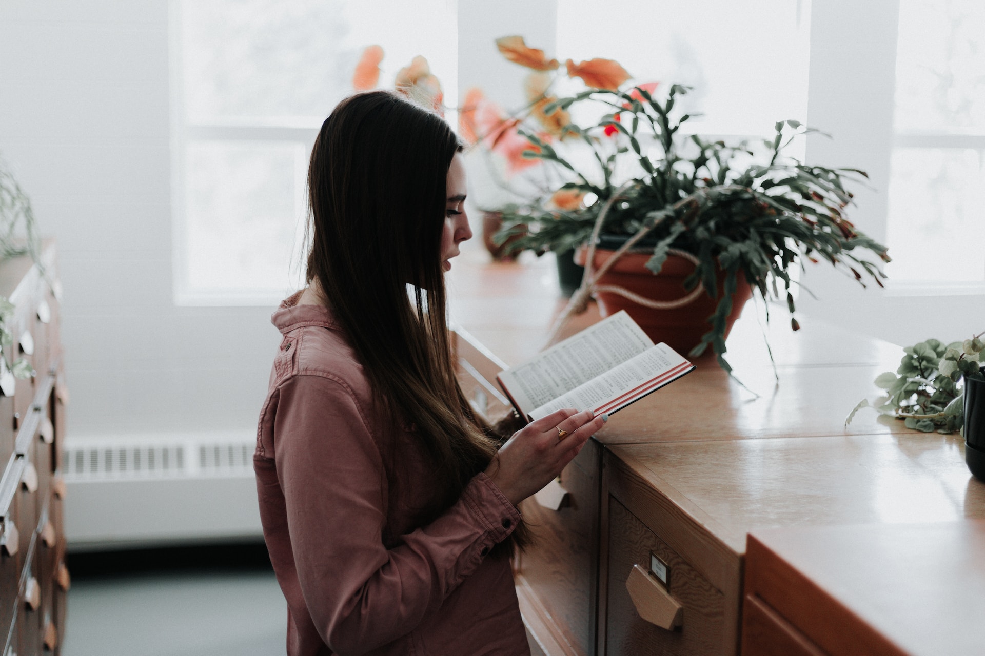 10 Best Books for Female Entrepreneurs in 2024, Best Audible Books For Women in Business